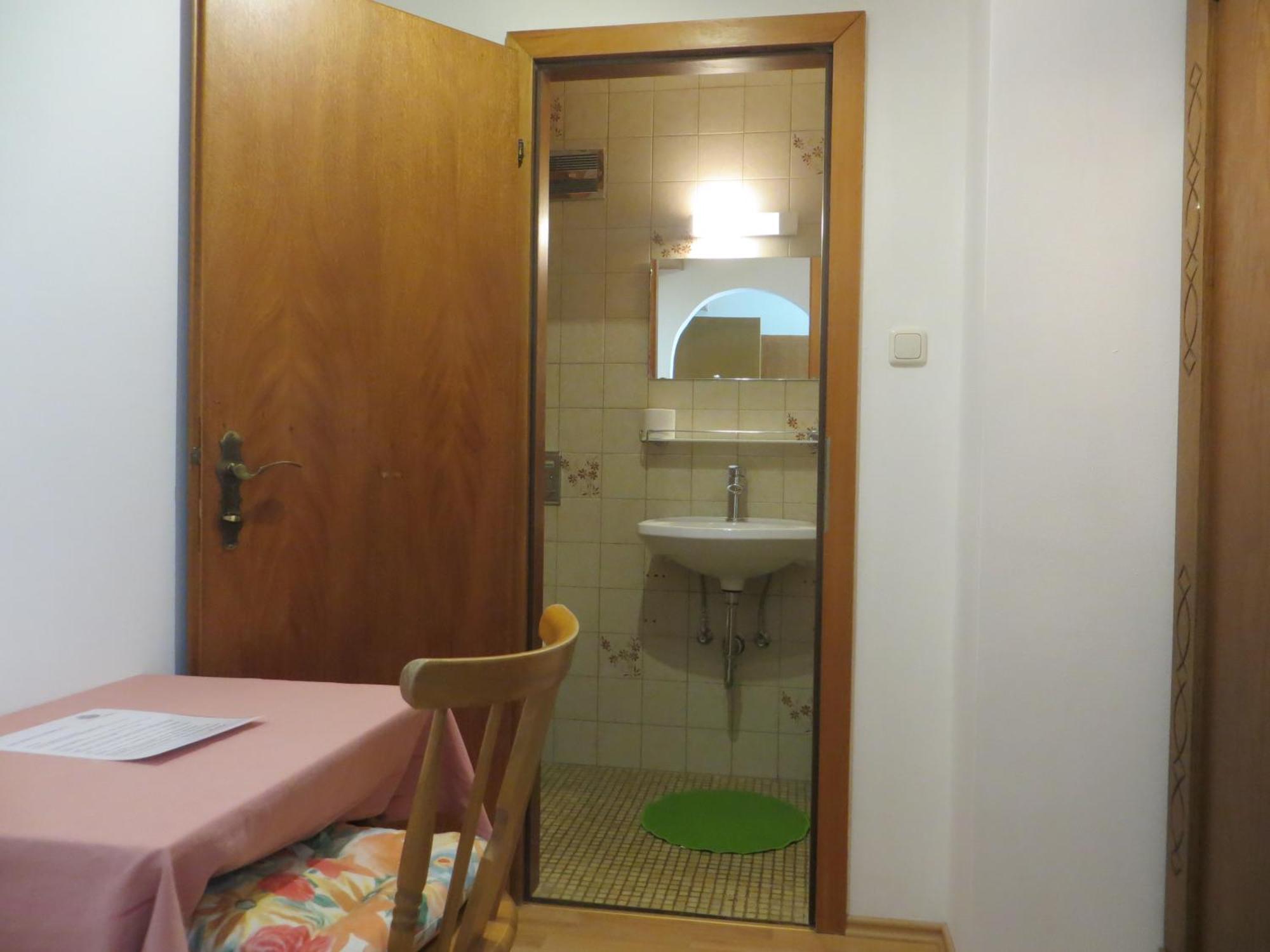 Garni Haus Jagerwirt Hotel Fuschl am See Room photo